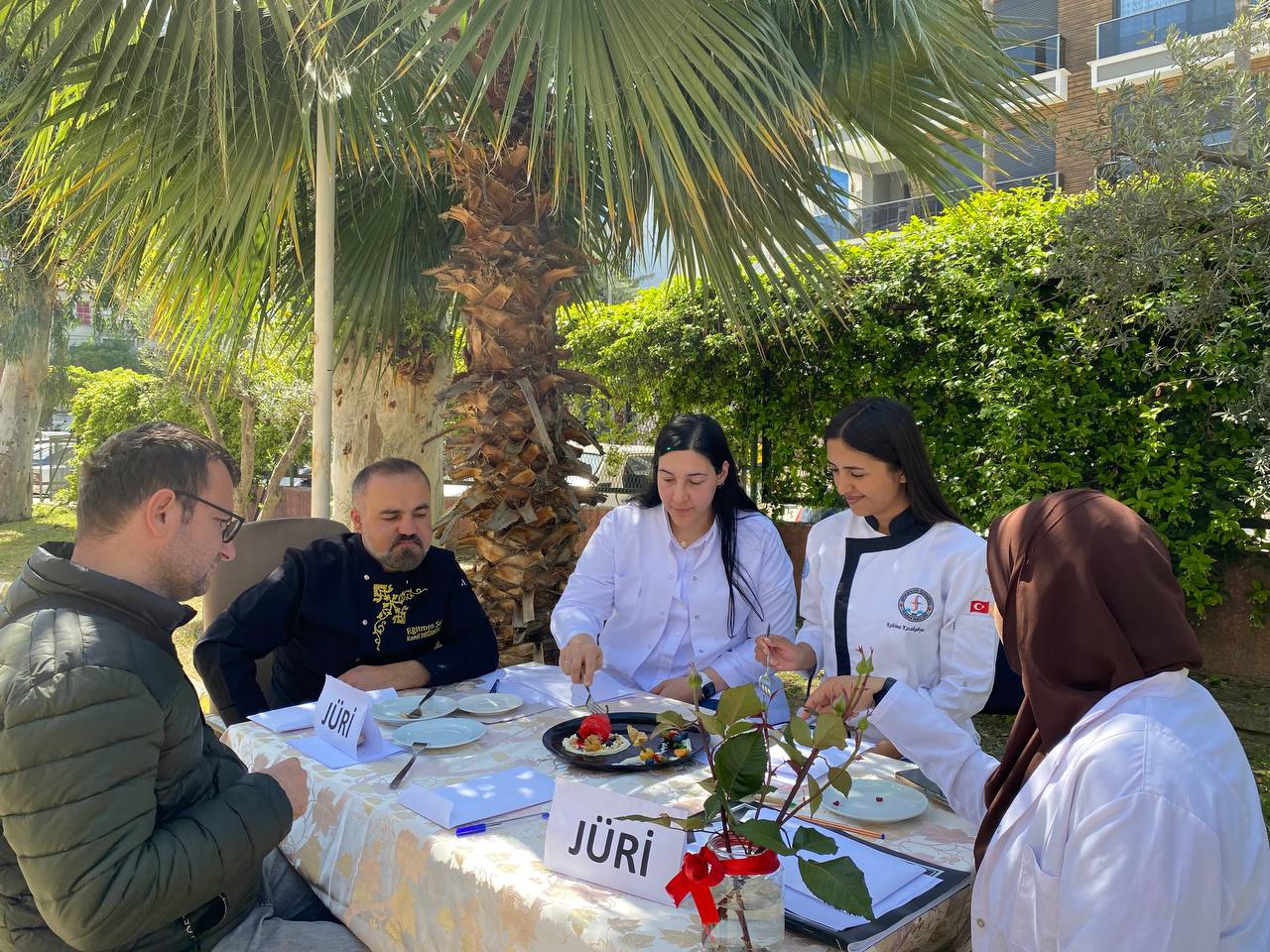 GENÇ AR-GE GELECEĞİN ŞEFLERİ YEMEK YARIŞMASI