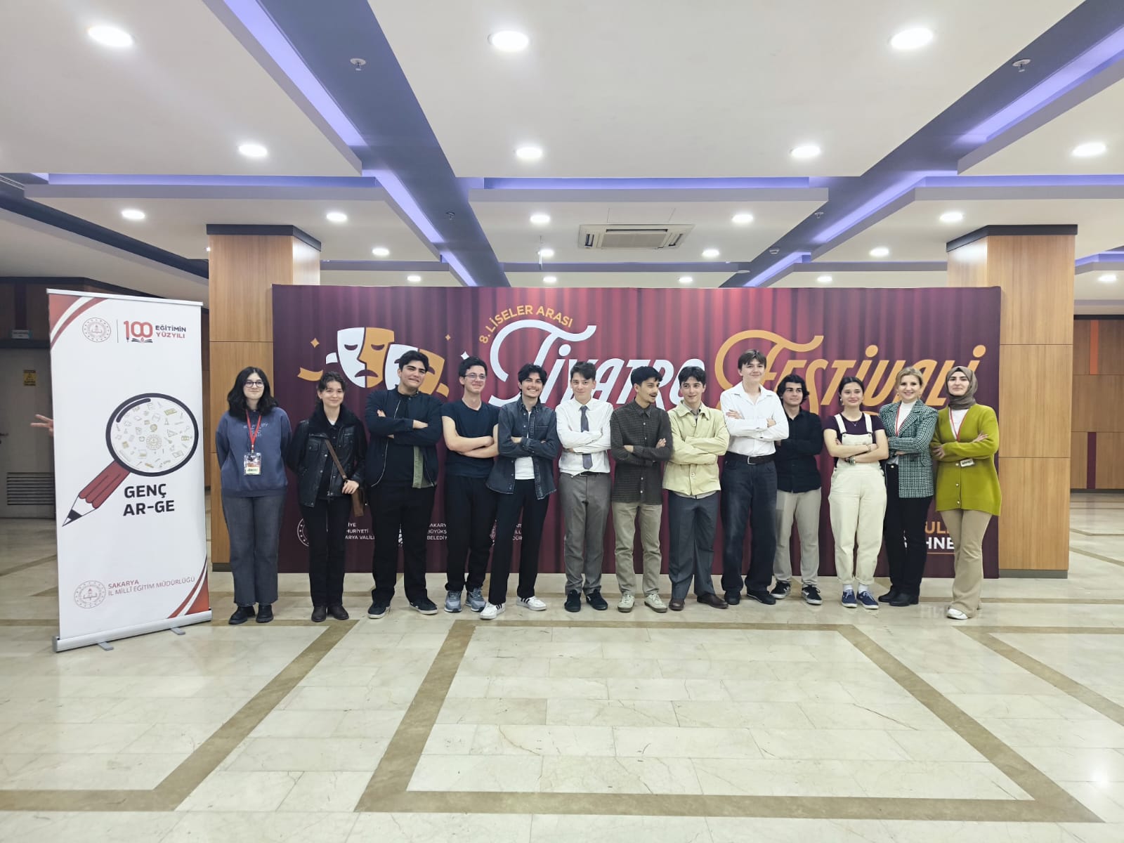 Genç Ar-Ge Öğrencileri Tiyatro Festivalinde