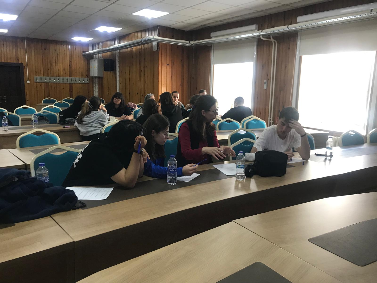 Genç AR-GE faaliyetleri kapsamında Proje Döngüsü Yönetimi Eğitimi (Merkez İlçe)