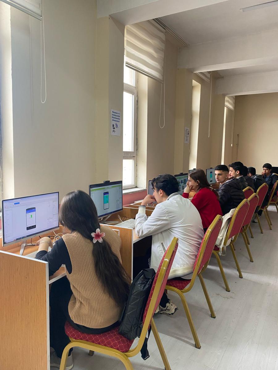 Ağrı Genç Ar-Ge Mobil Uygulama Geliştirme Eğitimi