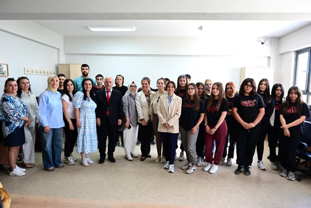 Yapay Zeka ile Şarkı Oluşturma