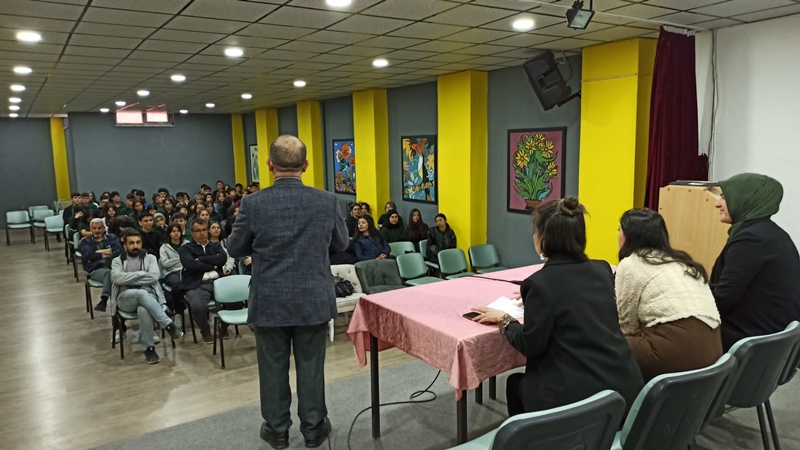 Ar-Ge Ekibi, TOKİ Anadolu Lisesi Öğrencileriyle Genç Ar-Ge Panelinde Buluştu