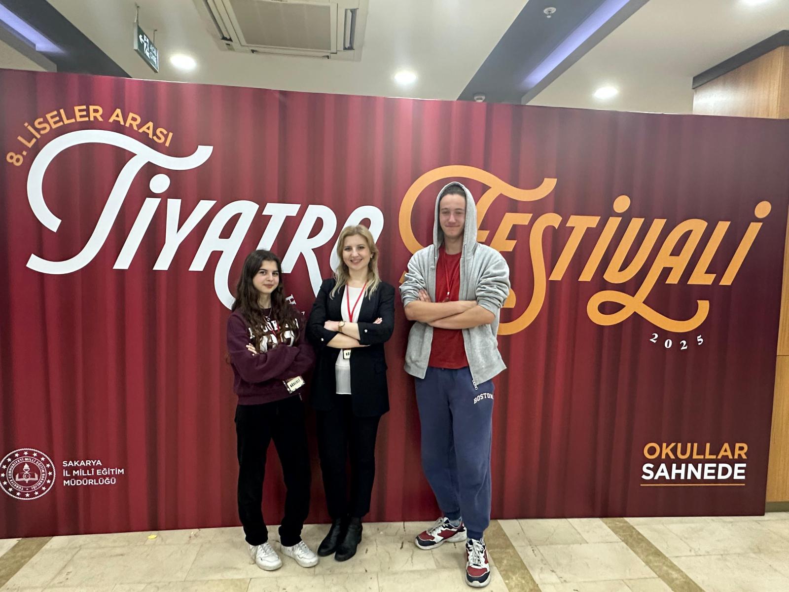 Genç Ar-Ge Ekibimiz, Liseler Arası Geleneksel Tiyatro Festivalinde!
