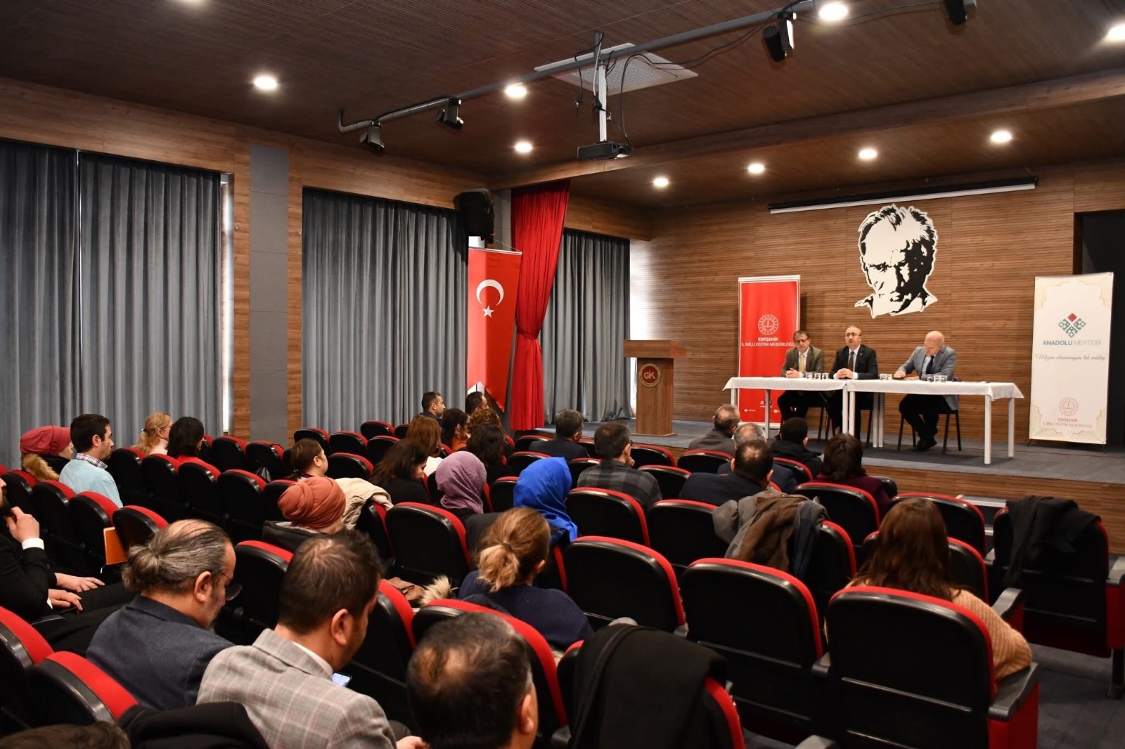 Anadolu Mektebi Yazar Okumaları Projesi Kapsamında İstişare Toplantısı Düzenlendi