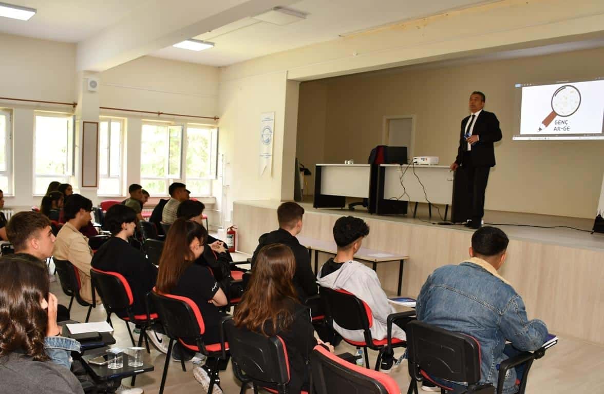 Fikirden Fabrikaya: Gençlerle AR-GE Yolculuğu Projesi