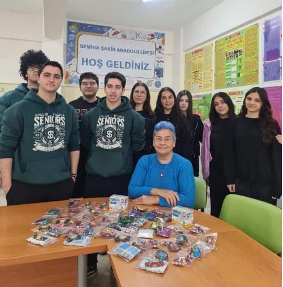 “Bir Adım Bin Umut: Eğitimde Dayanışma Hikayesi”