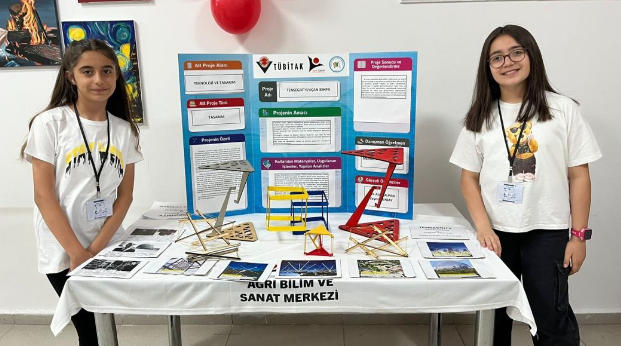 ÖĞRENCİLER TÜBİTAK DESTEĞİYLE BİLİMSEL PROJELERİNİ SERGİLİYOR