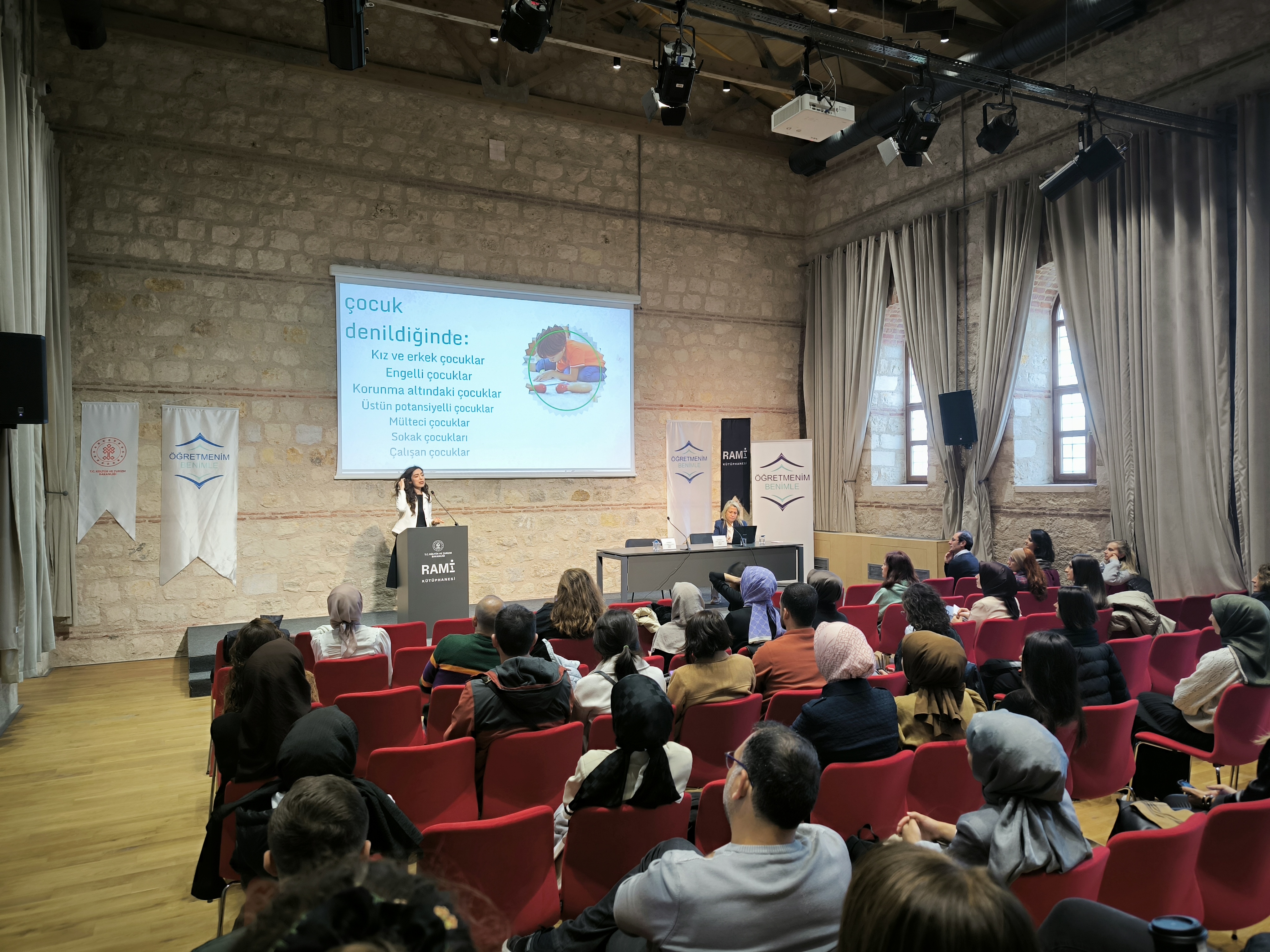 Öğretmenim Benimle Projesi - Kayıp Yaşayan Öğrencilerin Akademik, Sosyal, Kültürel ve Duygusal Gelişiminin Desteklenmesi