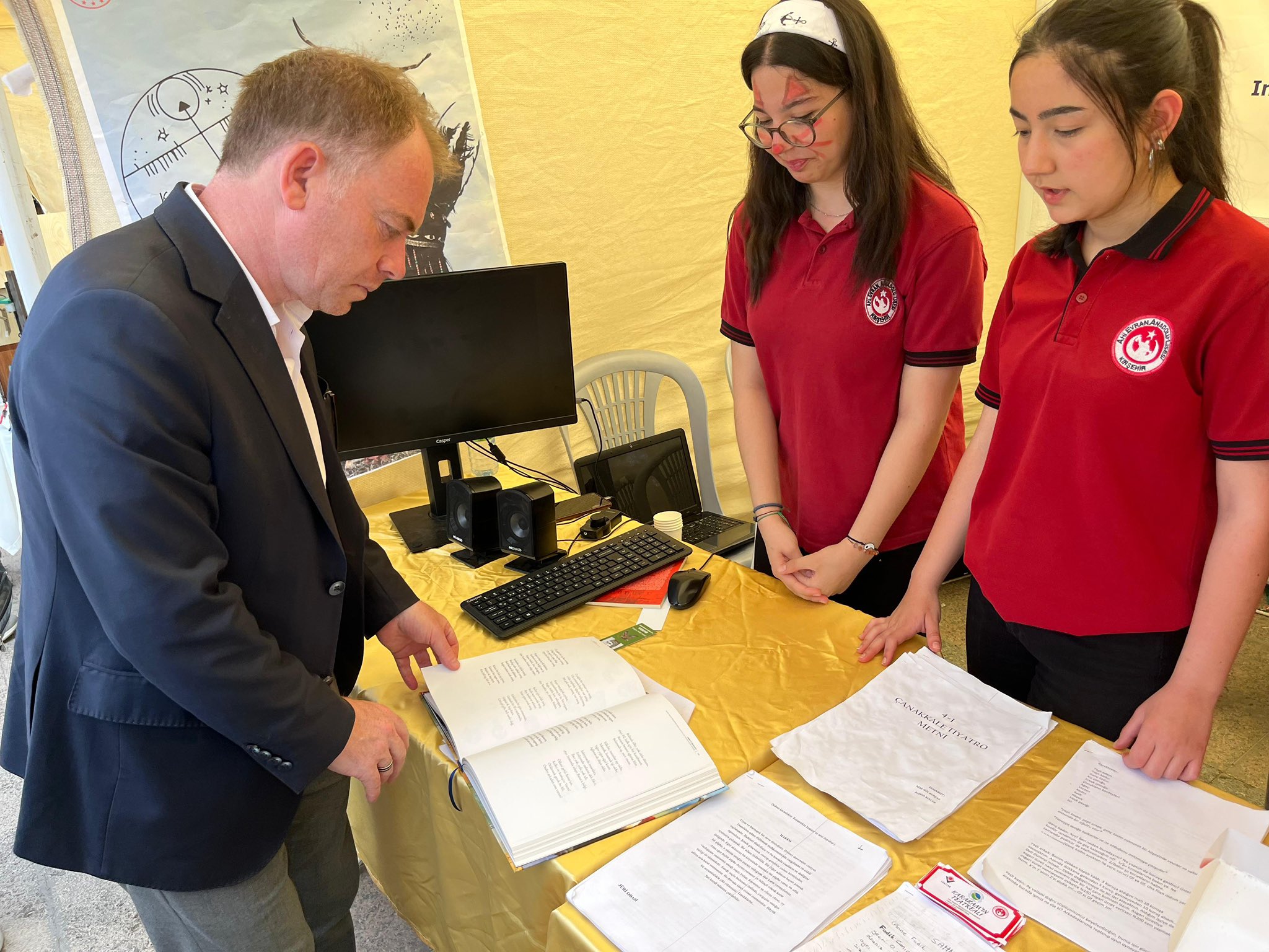 CACABEY BİLİM ŞENLİĞİ GENÇ ARGECİLERLE ŞENLENDİ