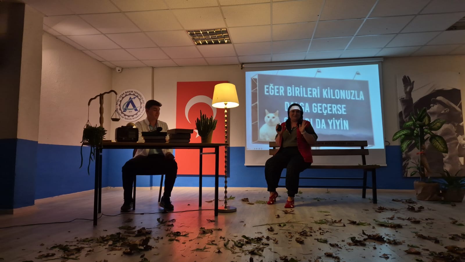 Aksu Uçak Bakım MTAL'den Duygu Dolu Dönem Sonu Şiir ve Müzik Dinletisi