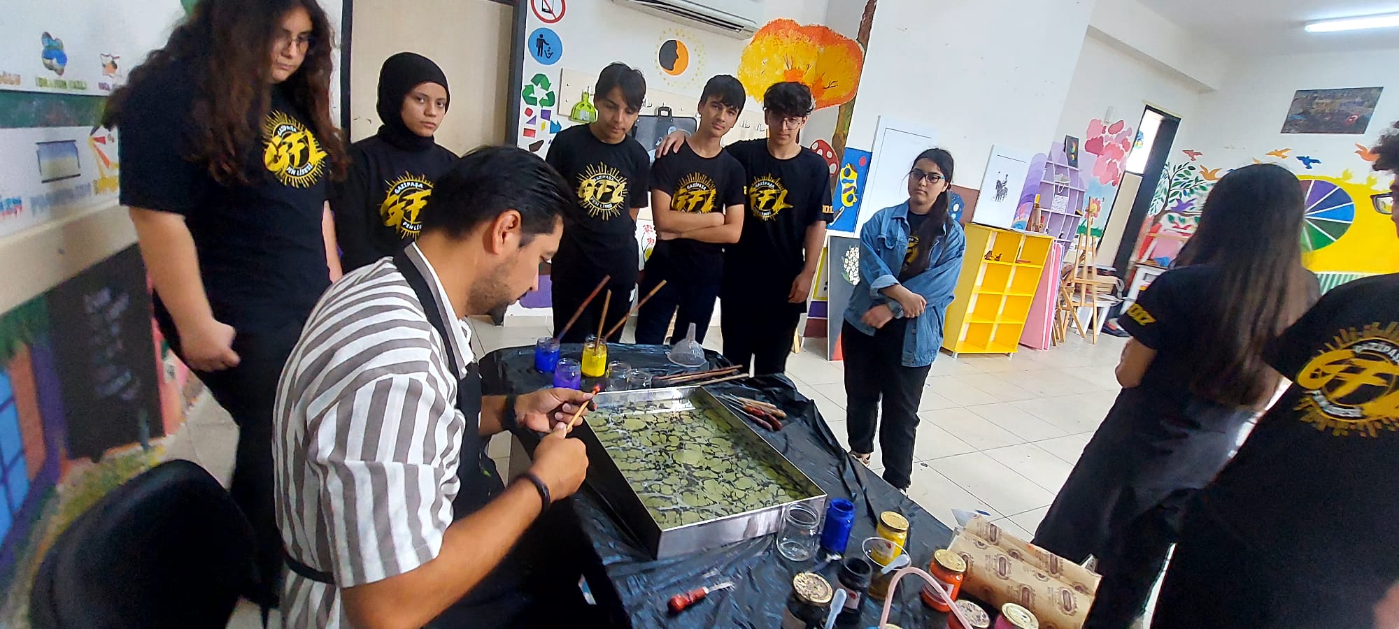 Gazipaşa Fen Lisesi'nden Geleneksel Ebru Sanatı Deneyimi