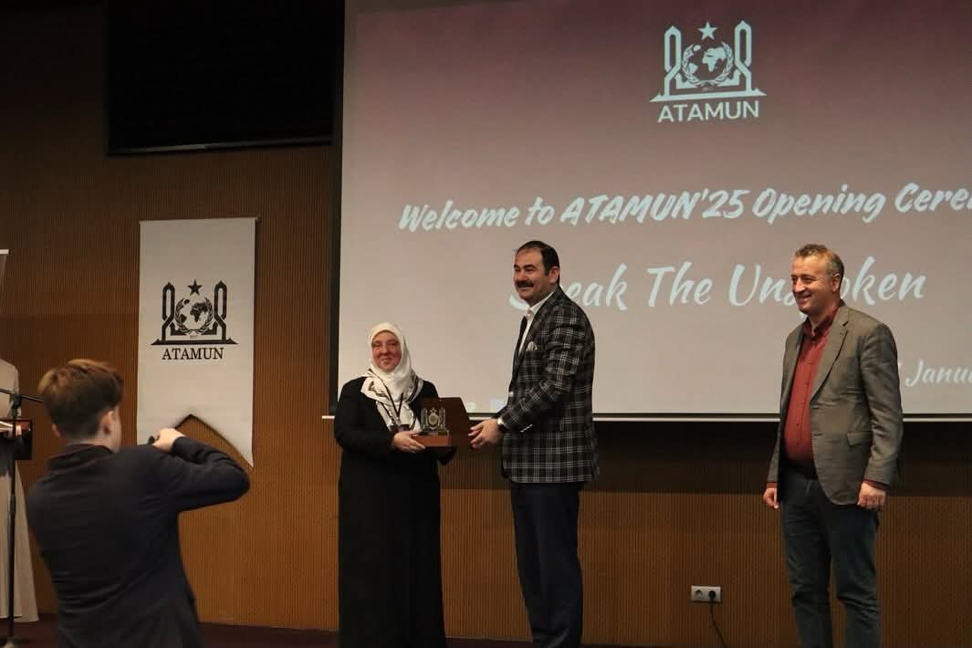 Uluslararası ATAMUN konferansı