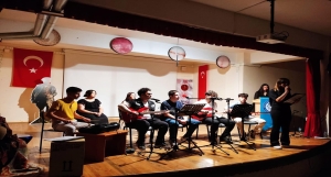 15 Temmuz Şehitleri Anadolu Lisemizden Muhteşem Konser