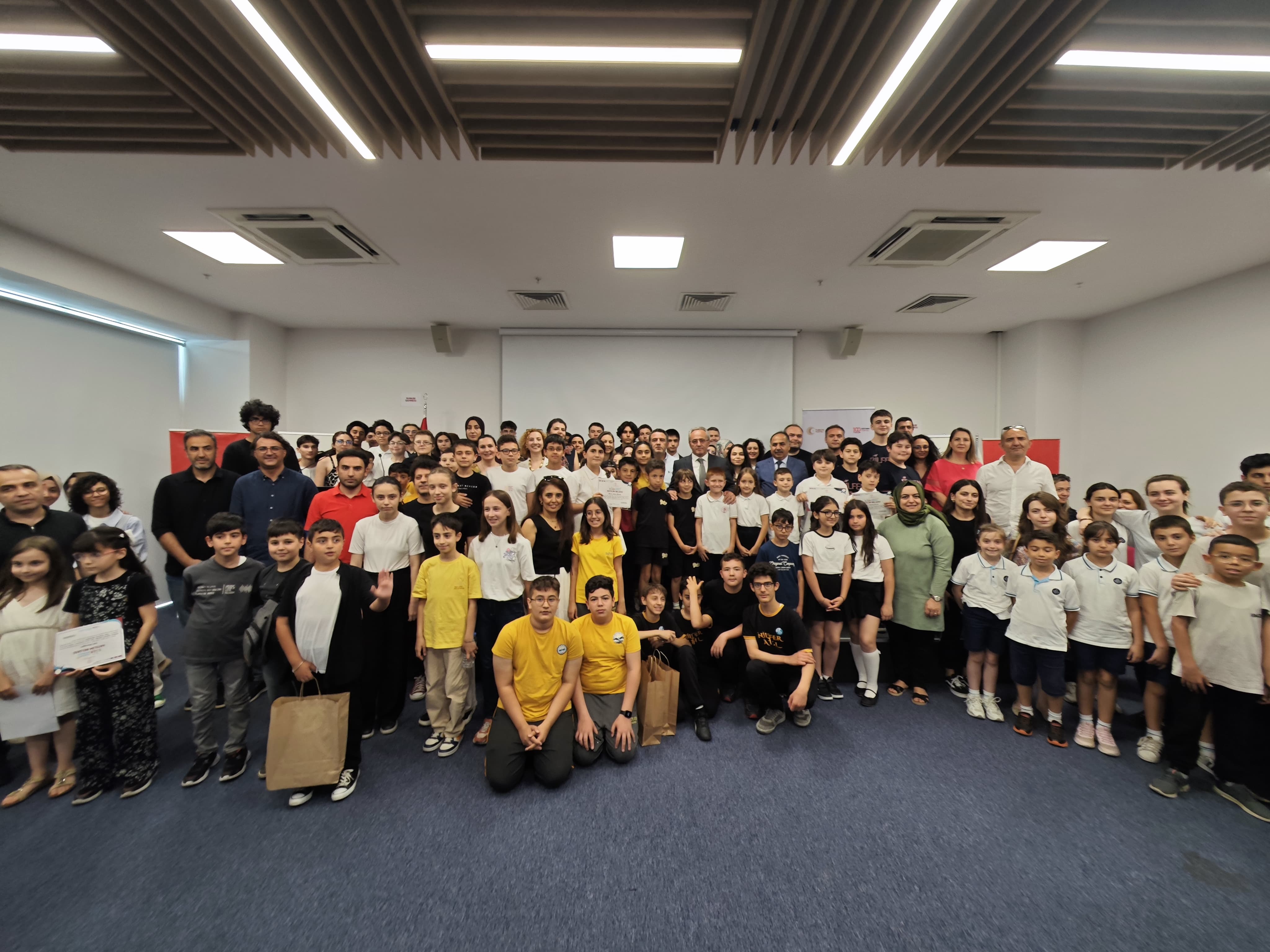 Bursa Genç Ar-Ge STEM Yıldızları Mücadelesi Yarışma Ligi ve Ödül Töreni