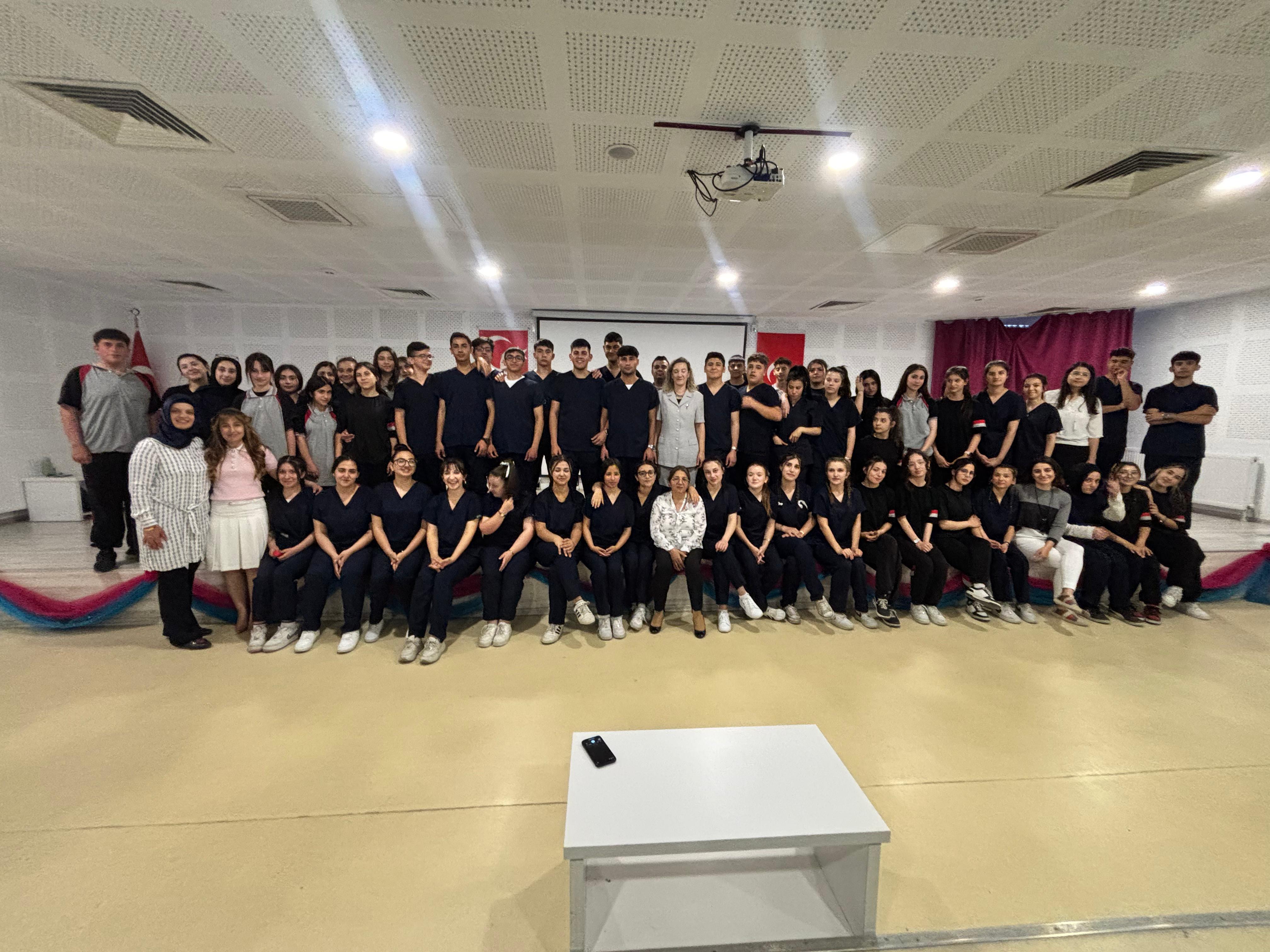 "Erasmus Mesleki Eğitim Akreditasyonu" Etimesgut İlçe Milli Eğitim Müdürlüğü Hareketlilik Faaliyeti, Toplantısı ve Sergisi