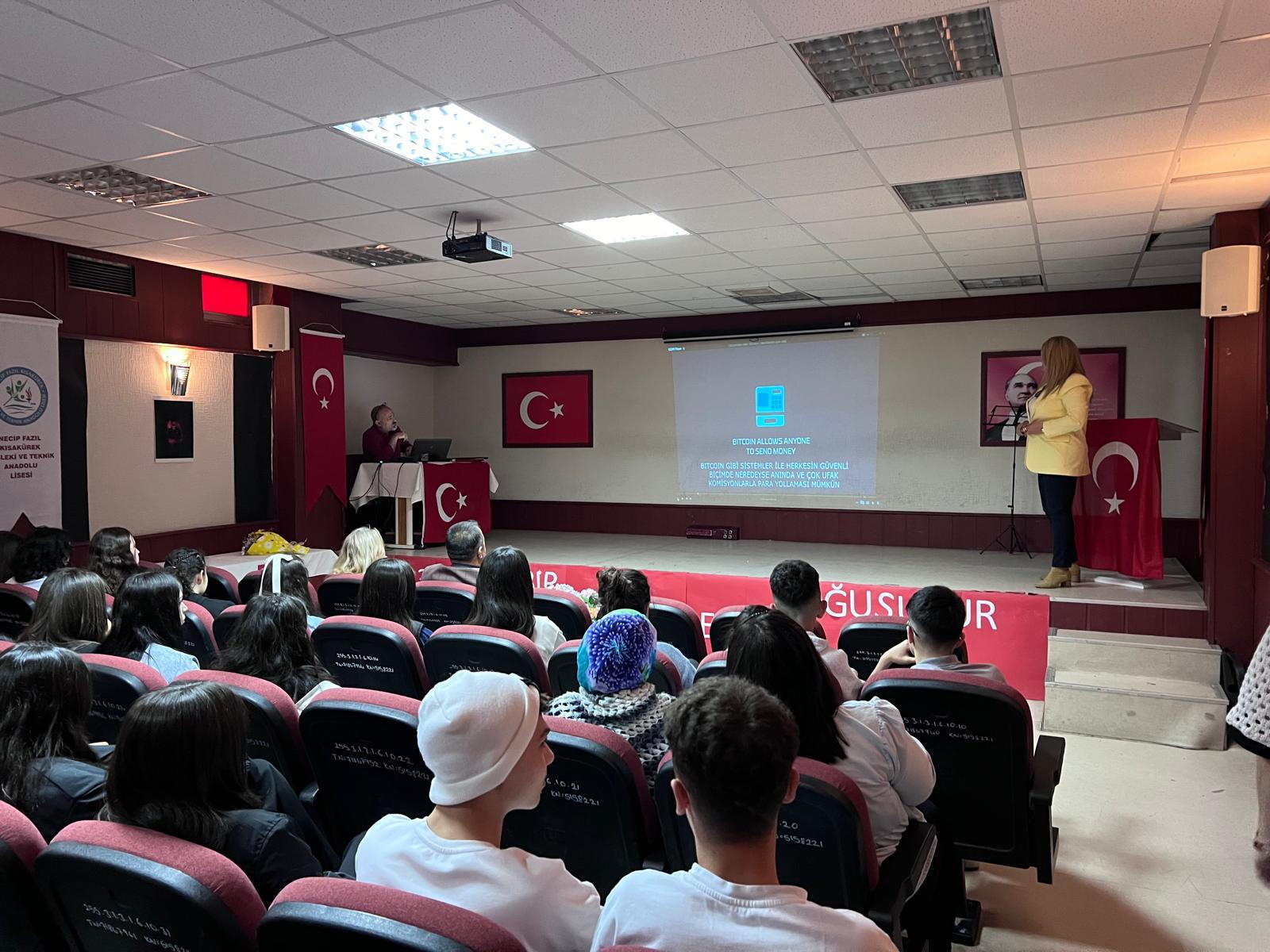 Ankara Genç AR-GE Projesi Faaliyetleri Kapsamında Gölbaşı İlçe Millî Eğitim Müdürlüğü, “Dijital Dönüşüm ve Dijital Muhasebe” Eğitim Semineri