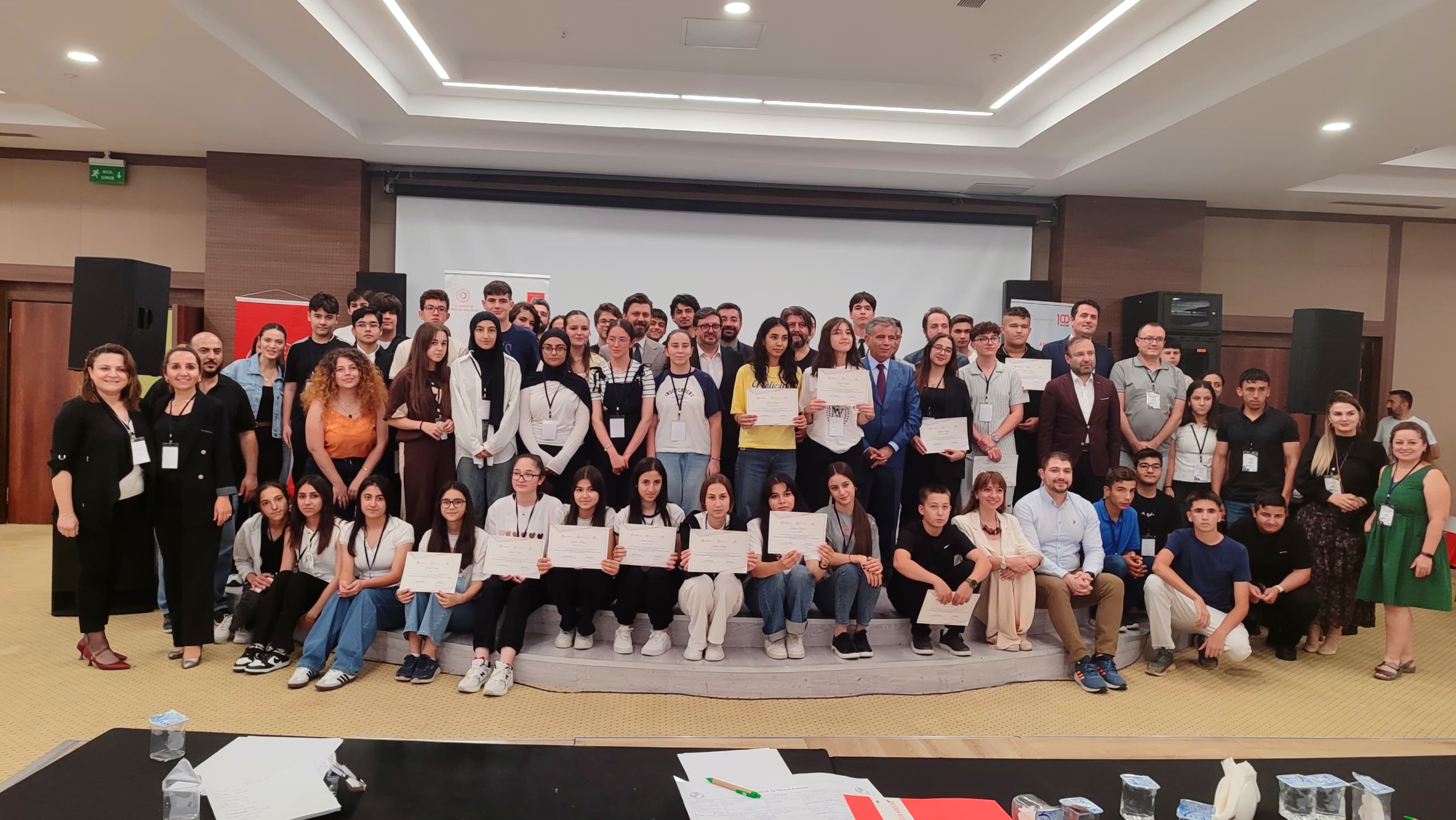 Ankara; “Gençler İçin Sürdürülebilir Gelecek Programı / Genç AR-GE ile Sürdürülebilir Proje Kültürü” Ankara Kalkınma Ajansı Destekli Proje