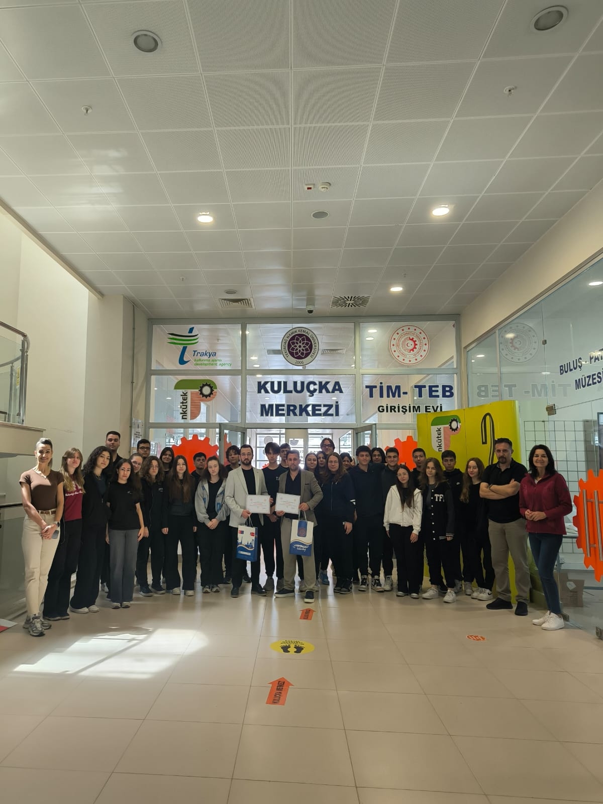 Tekirdağ Akademi Köprüsü Kapsamında "Girişimcilik ve Arduino" Eğitimi Gerçekleştirildi