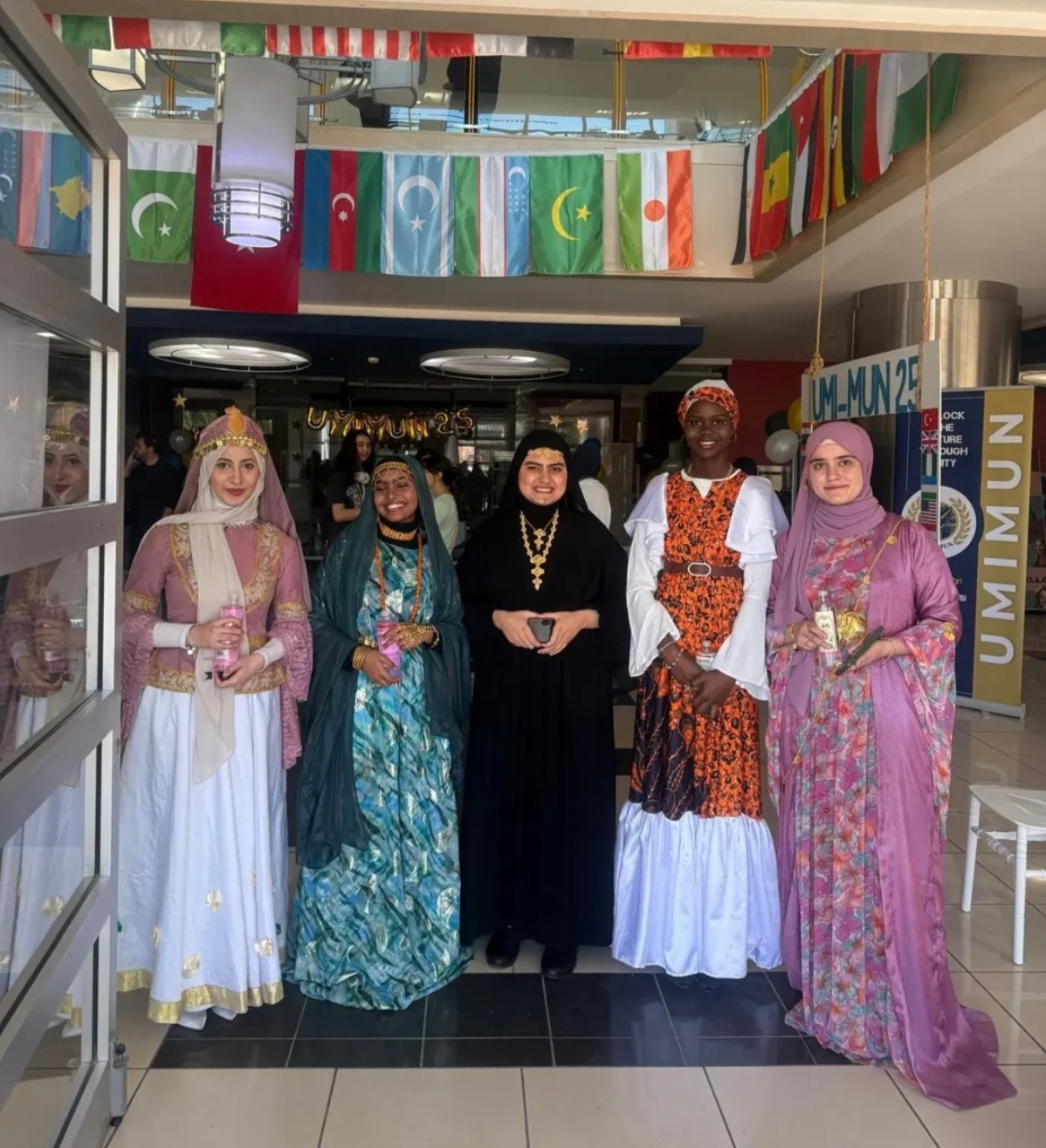 ANKARA İL MİLİ EĞİTİM MÜDÜRLÜĞÜ GENÇ ARGE FAALİYETELERİ: ULUSLARARASI MİLLİ İRADE KIZ ANADOLU İMAM HATİP LİSESİ EV SAHİPLİĞİNDE MODEL of UNITED NATIONS (UMI-MUN’25) KONFERANSI DÜZENLENDİ