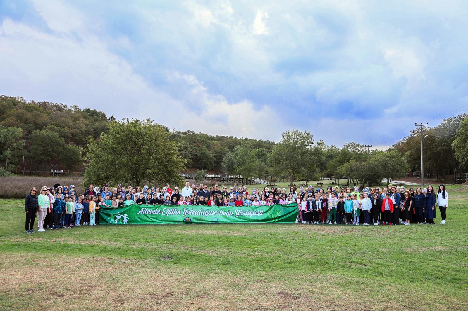Genç Ar-Ge Öğrencileri Miniklerin Şenliğine Renk Kattı
