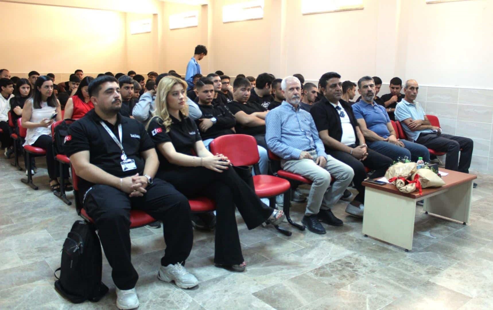 Meslek Lisesi İlham Buluşmaları "İş Dünyasında Dijital Dönüşüm" Söyleşileri