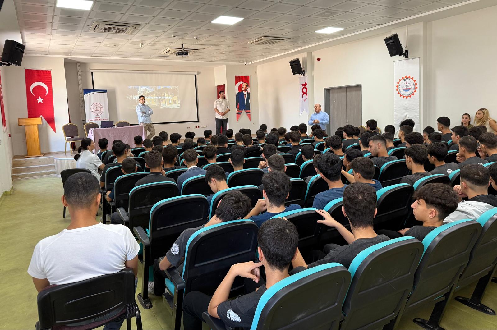 GENÇ AR-GE Projesi Kapsamında Öğrencilere Yönelik Proje Eğitimleri