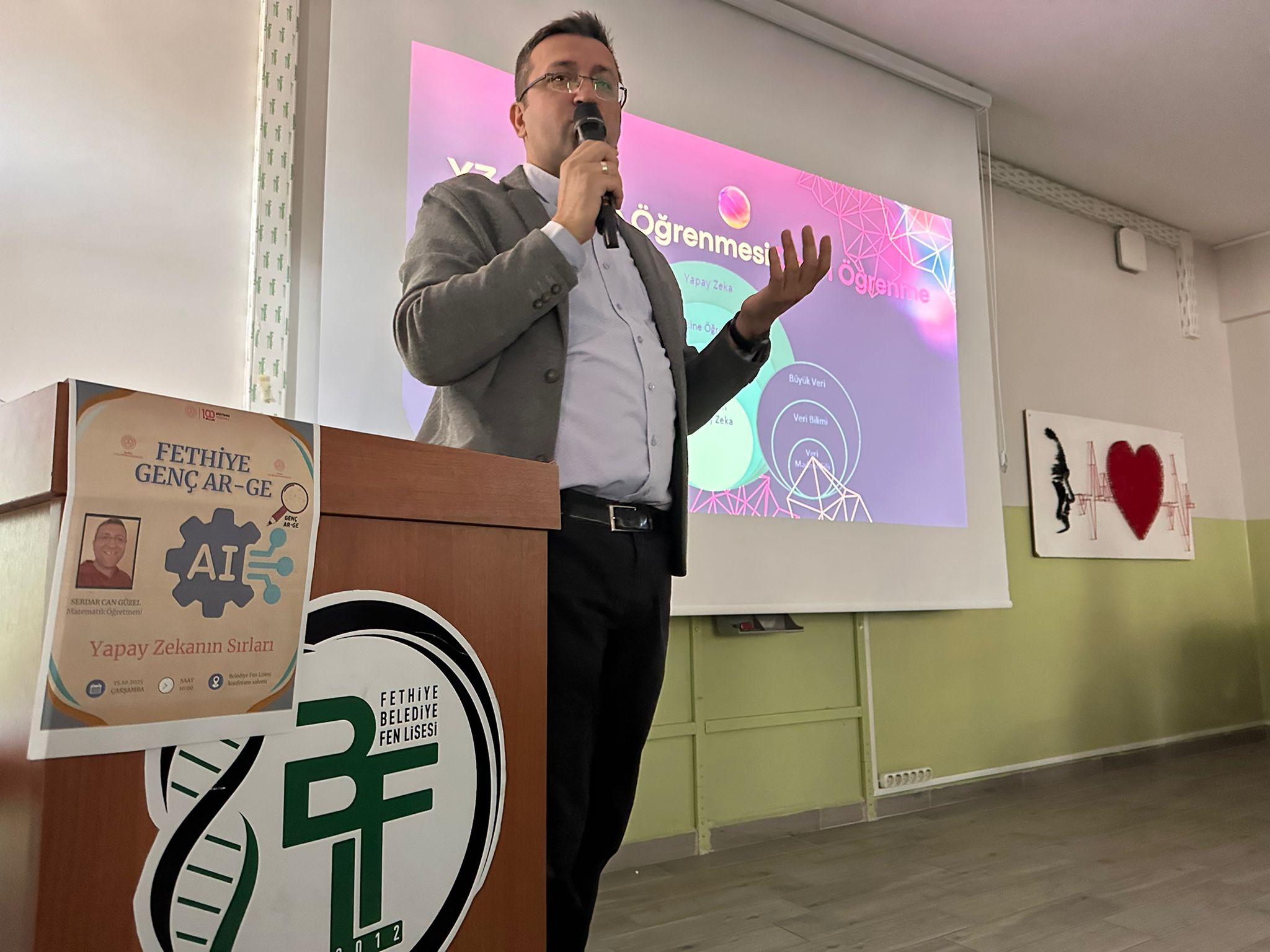 FETFİYE GENÇ AR-GE  YAPAY ZEKANIN SIRLARI ATÖLYESİ