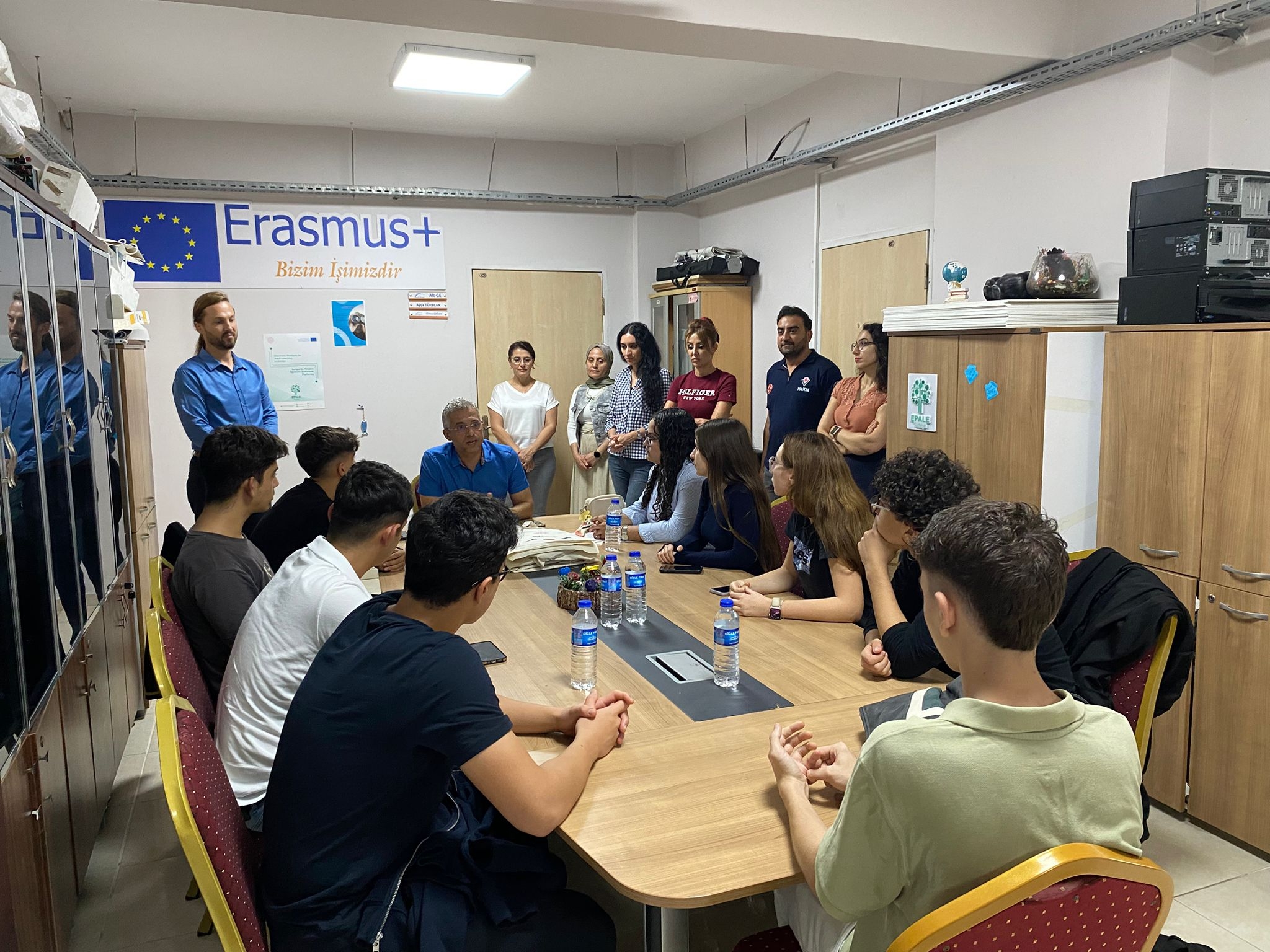 İl Genç Ar-Ge Ekibinin Ar-Ge Birim Ziyareti ve Fikir Alışverişi Etkinliği