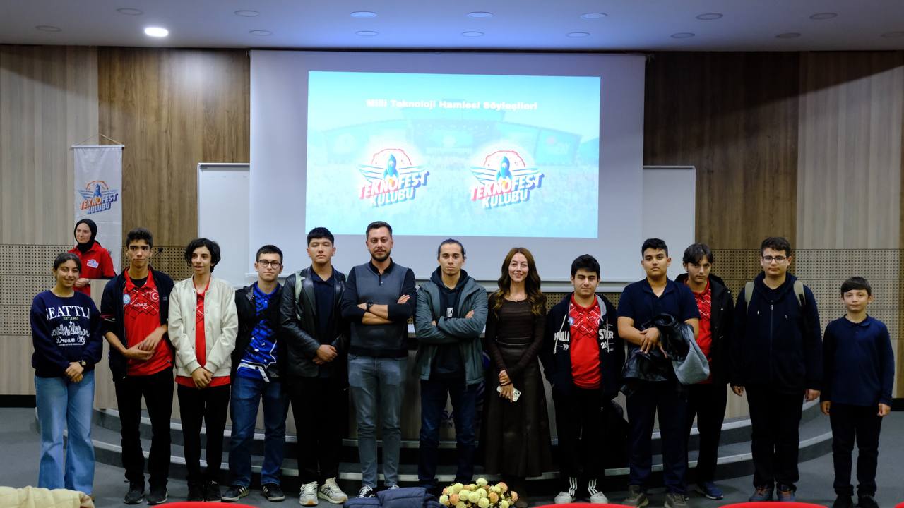 Sakarya'da Millî Teknoloji Heyecanı: Genç Ar - Ge ve T3 Vakfı Temsilcileri Buluştu