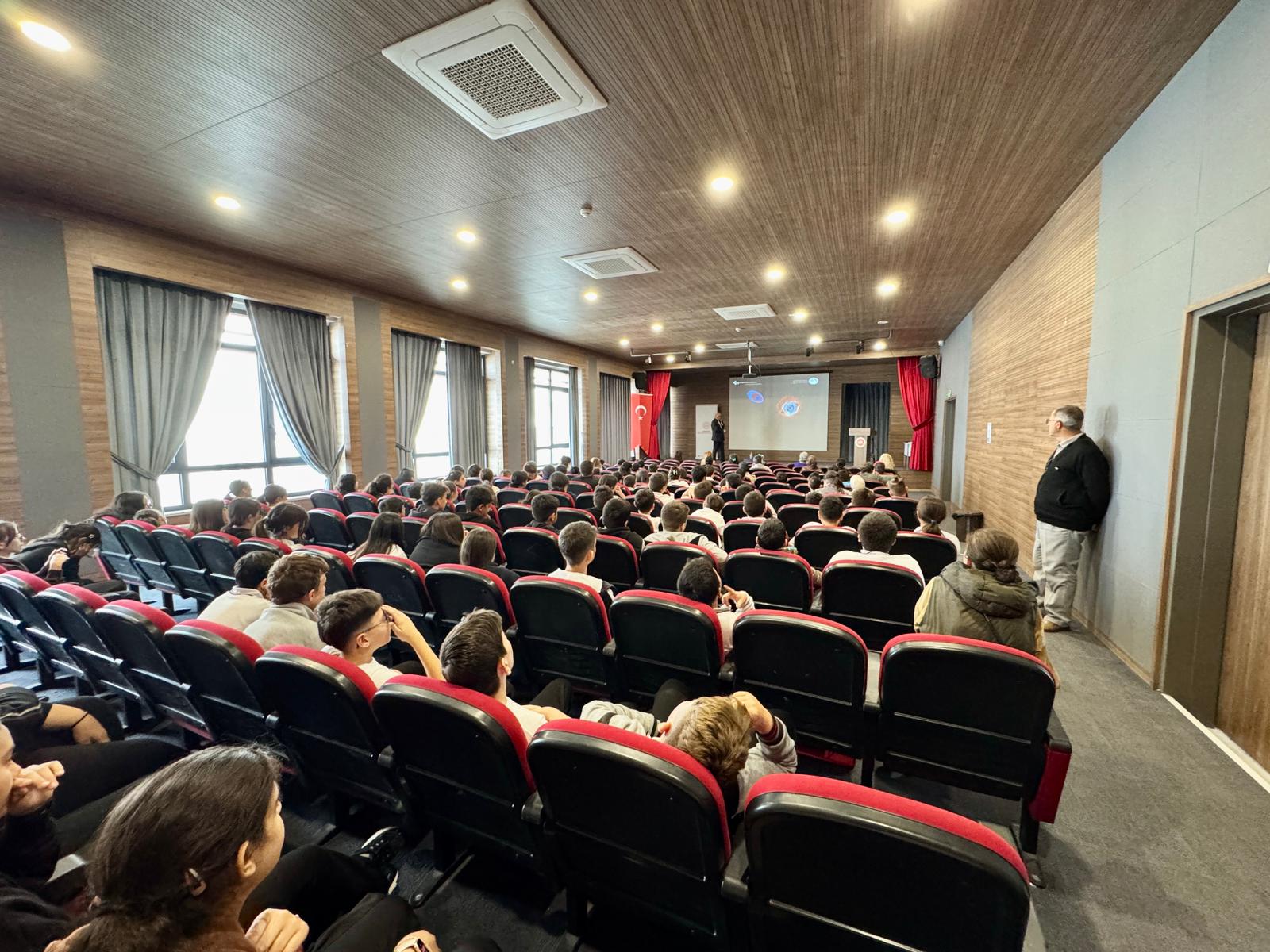 “Bilge Aileden Bilinçli Topluma” Projesi ile Tarih, Astronomi ve Aile Değerleri Buluştu!