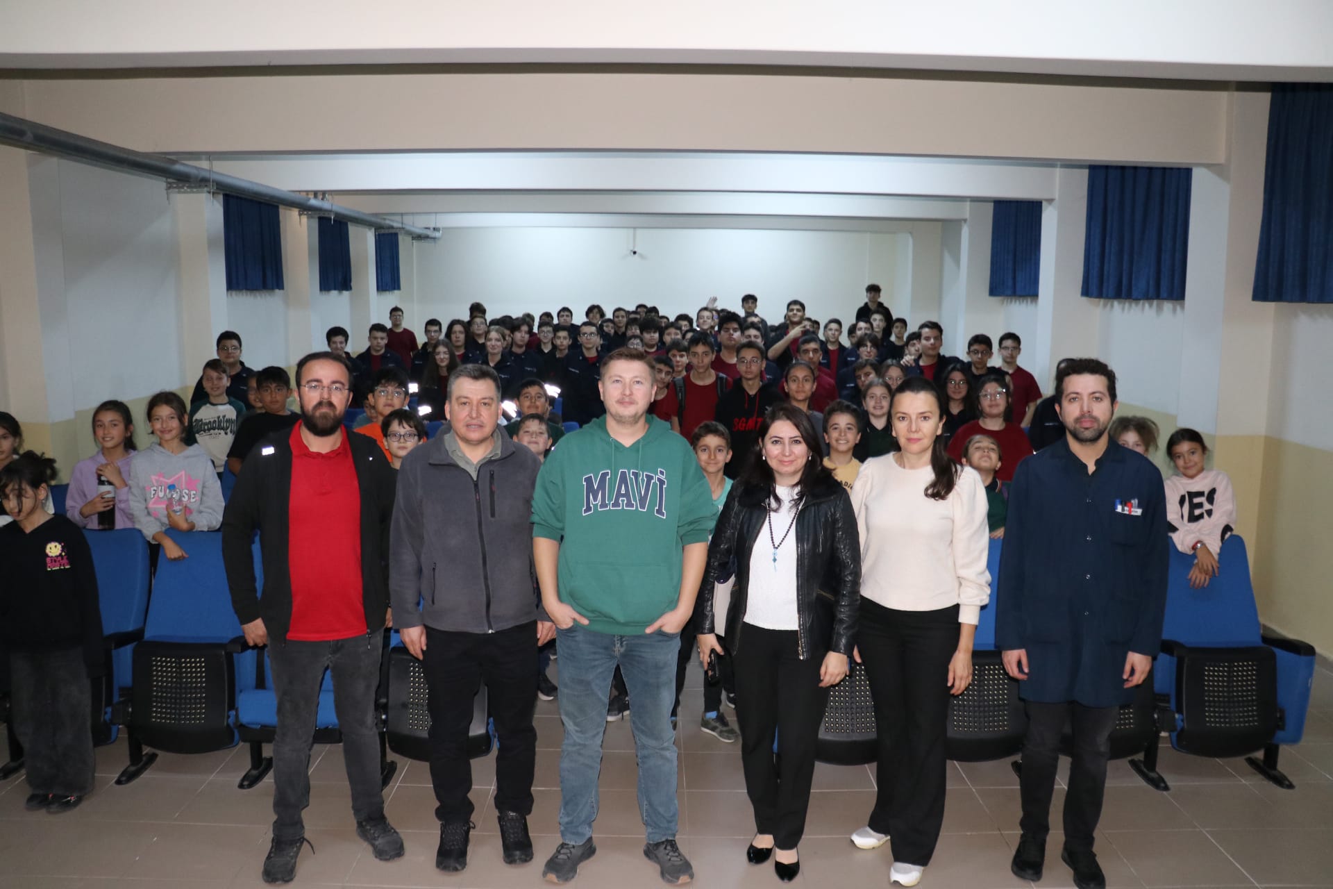 “Havacılığın Kanatlarından Uzayın Sonsuzluğuna: Gençler İçin Kariyer Yolculuğu” Etkinliği Gerçekleştirildi.