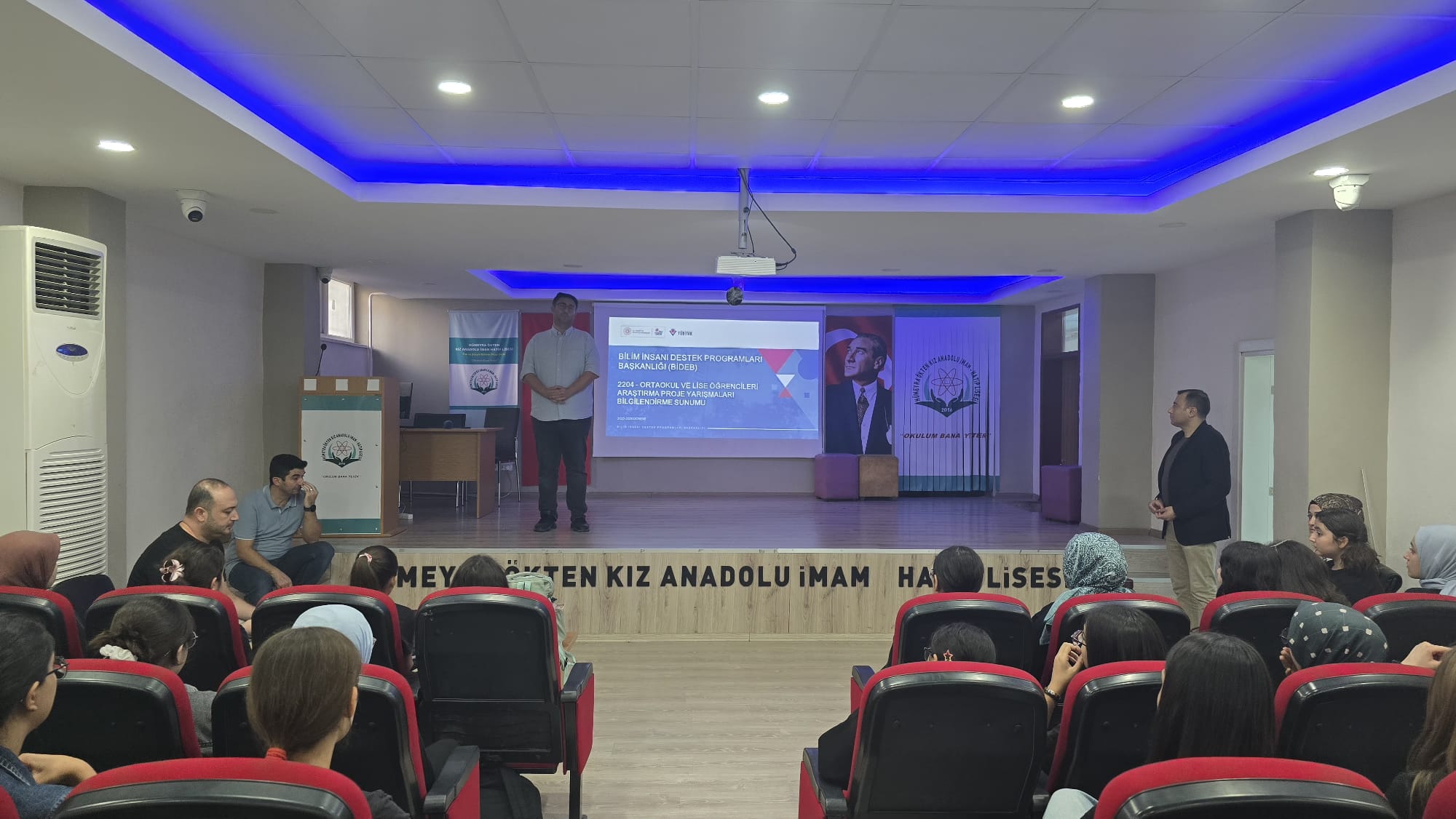 Hümeyra Ökten Kız Anadolu İmam Hatip Lisesinde Ulusal Proje Yarışmaları Bilgilendirmesi ve Deneyim Paylaşımı