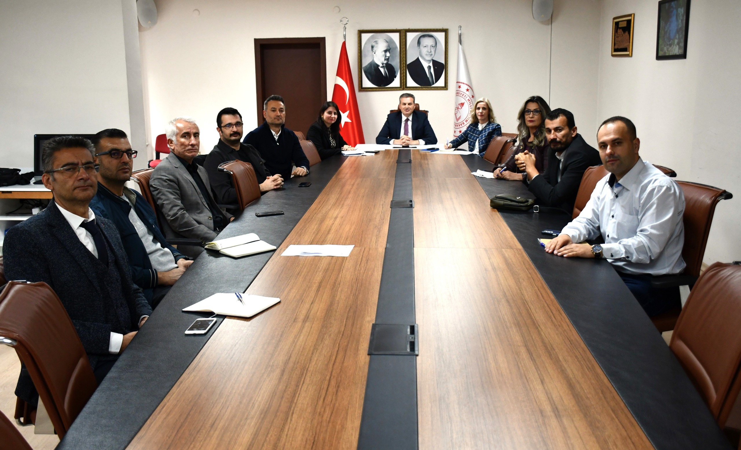 Eğitimde Proje Vizyonu Güçleniyor: İlçe MEM Proje Çalışmaları Koordinasyon Toplantısı Yapıldı