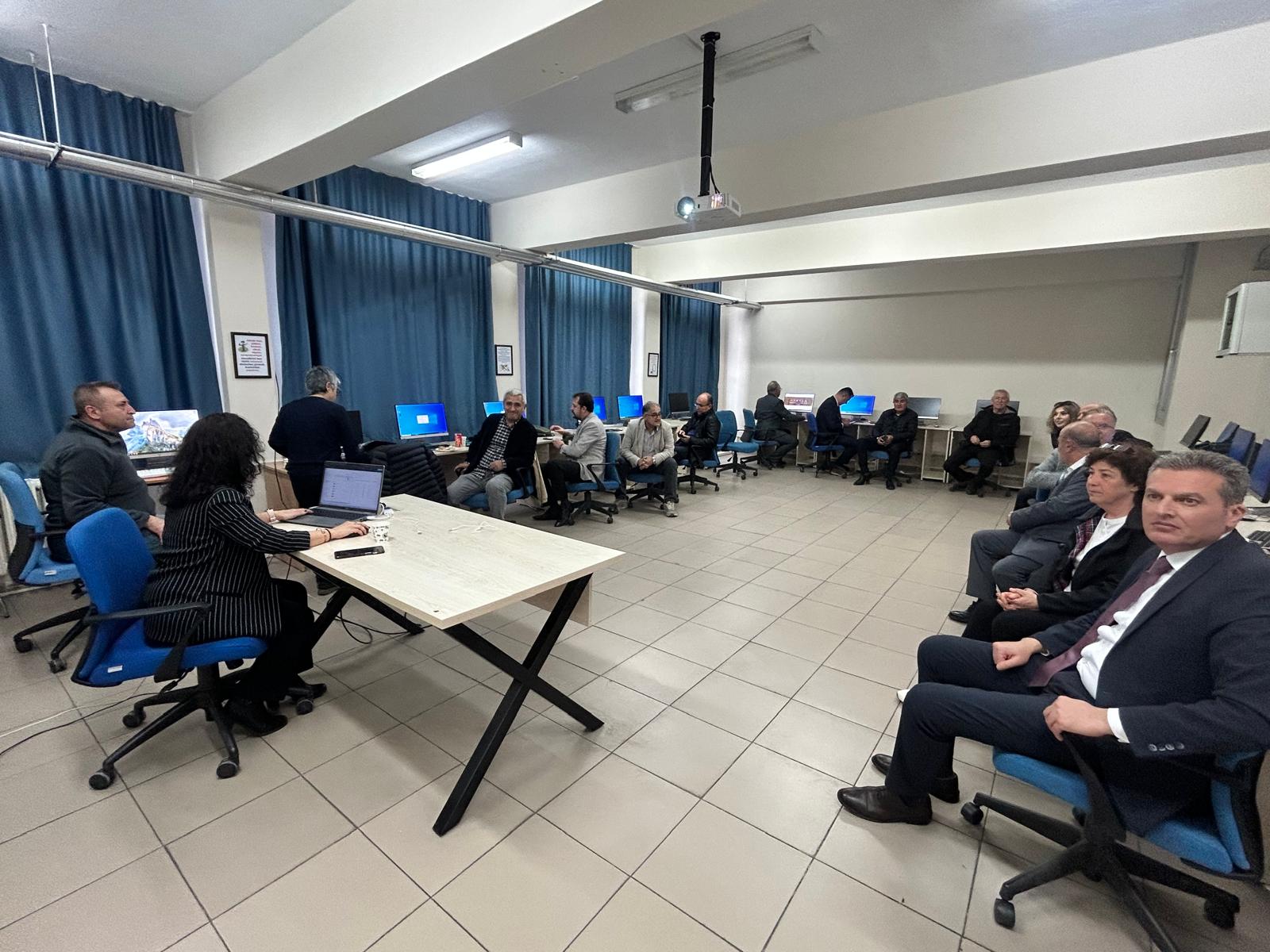 MTAL Müdürleri İçin Uygulamalı Yapay Zekâ Eğitimi: Mesleki Eğitimde Dijital Dönüşüme Liderlik!