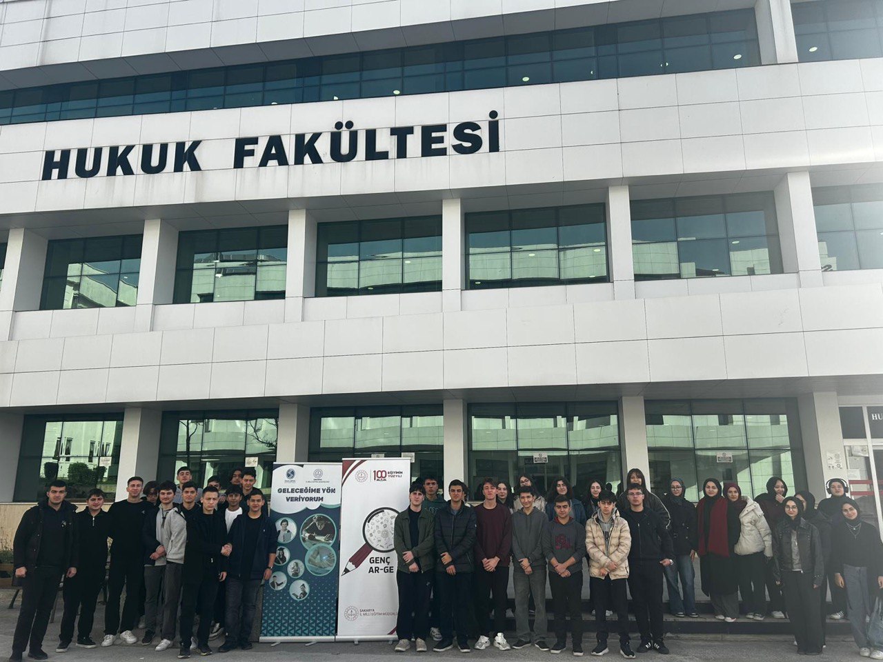 Genç Ar-Ge Sakarya Üniversitesi Hukuk Fakültesi Gezisinde