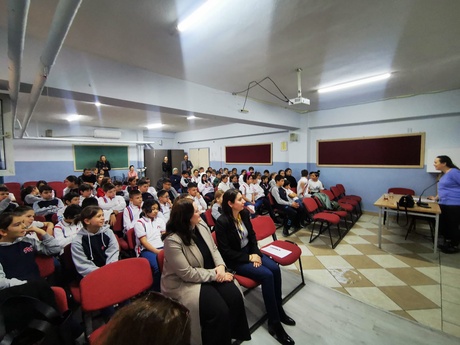 20 Kasım Dünya Çocuk Hakları Günü’nde Anlamlı Buluşma: Çocuk Hakları ve Etkili İletişim Eğitimi