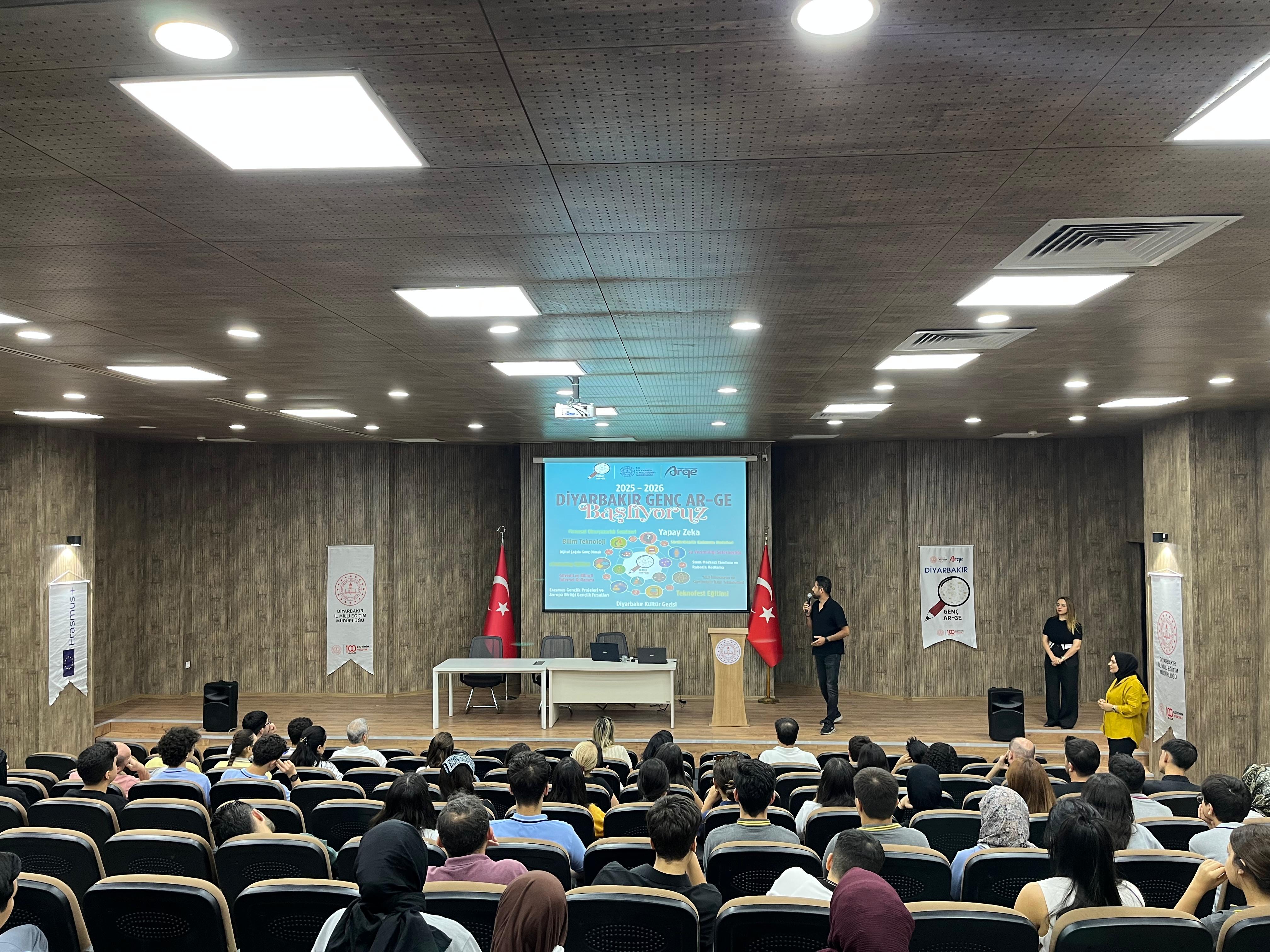 DİYARBAKIR GENÇ AR-GE BAŞLIYOR!