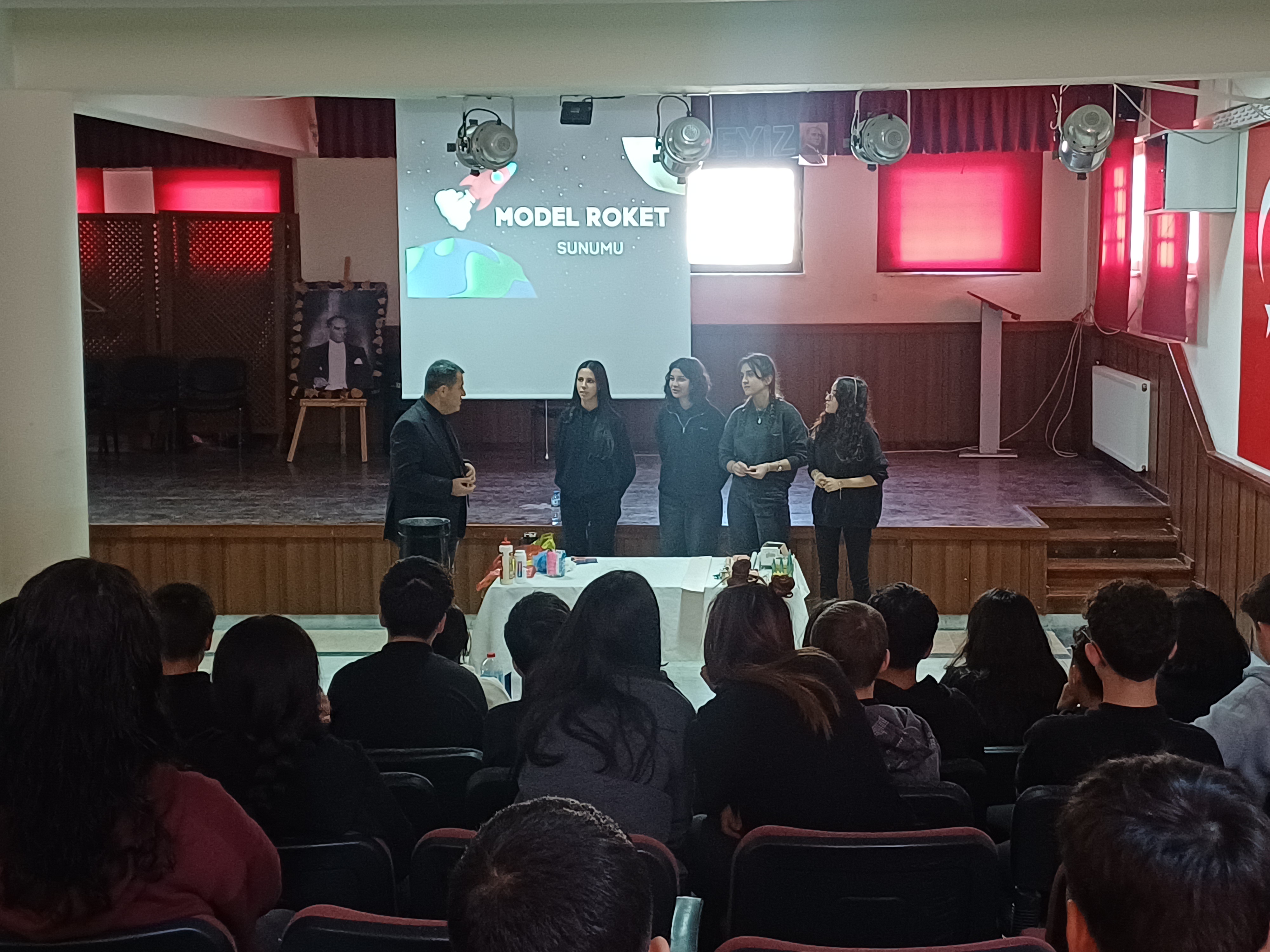 KAVAKLIDERE GENÇ AR-GE MODEL ROKET ATÖLYESİ