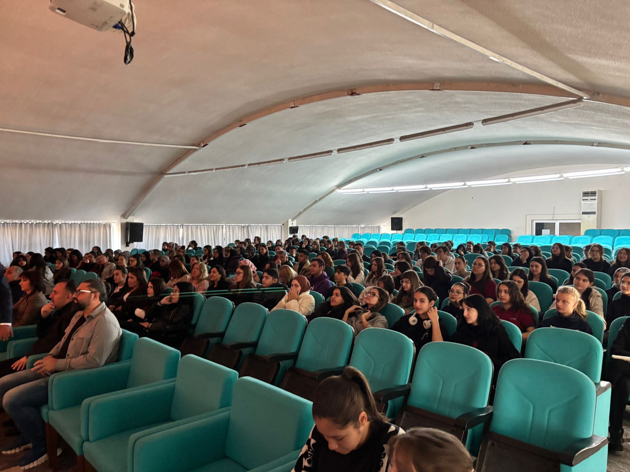 Anadolu Mektebi Projesi ile Sait Faik Abasıyanık Paneli: Türk Hikâyeciliğinin Derinlikleri Keşfedildi