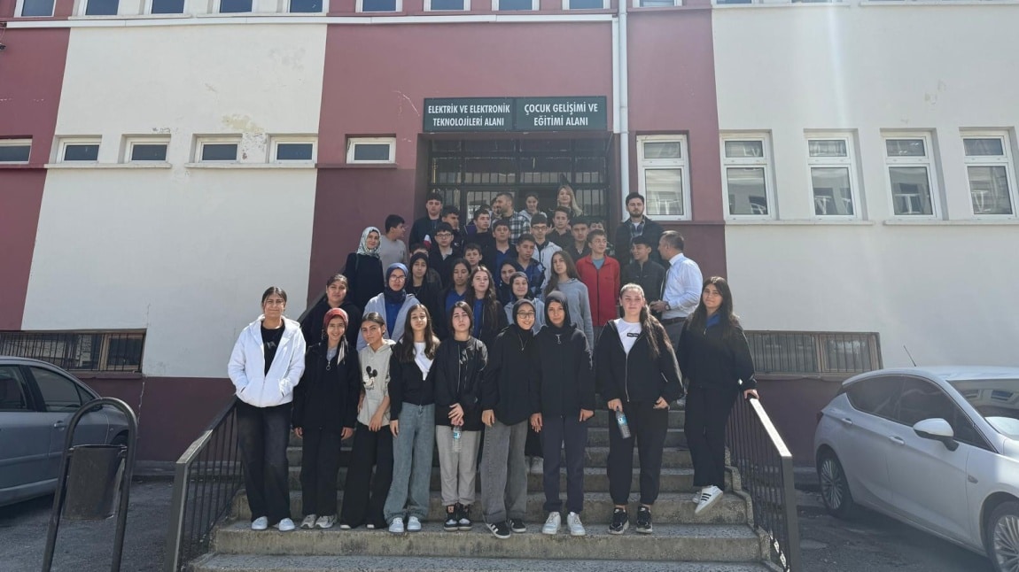 Kavak İmam Hatip Ortaokulu Öğrencileri Mesleki ve Teknik Eğitimi Yerinde Tanıdı