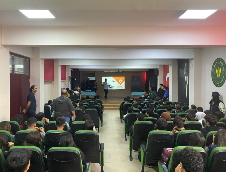 Geleceğin Denizcilerini Bilgilendirme Etkinlikleri