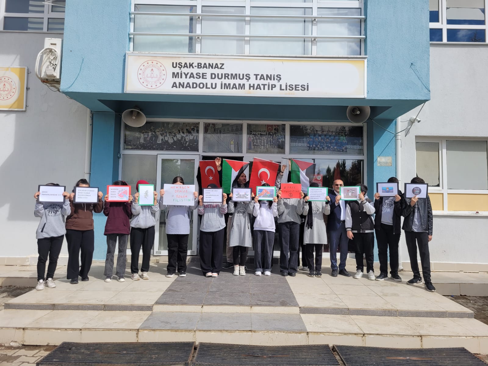 “Özgür Filistin”