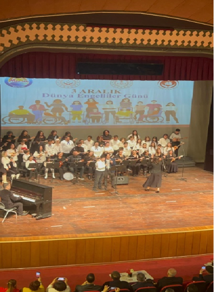 Mezitli Yusuf Kalkavan Anadolu Lisesi 3 Aralık Dünya Engelliler Günü Etkinliği