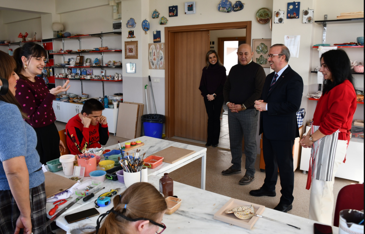 3 Aralık Dünya Engelliler Gününde Anlamlı Ziyaretler: Özel Eğitime Tam Destek Mesajı