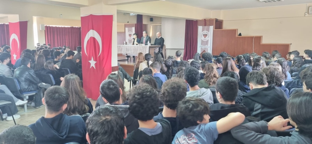 Yusuf Kalkavan Anadolu Lisesinde Geleneksel Kariyer Günleri