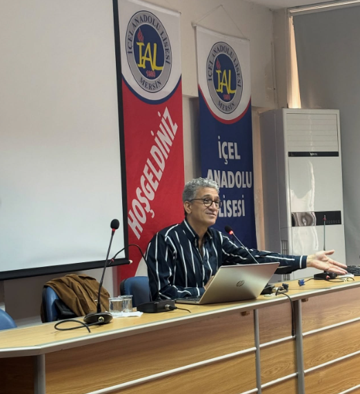 İçel Anadolu Lisesinde 10 Aralık Dünya İnsan Hakları Günü Etkinliği