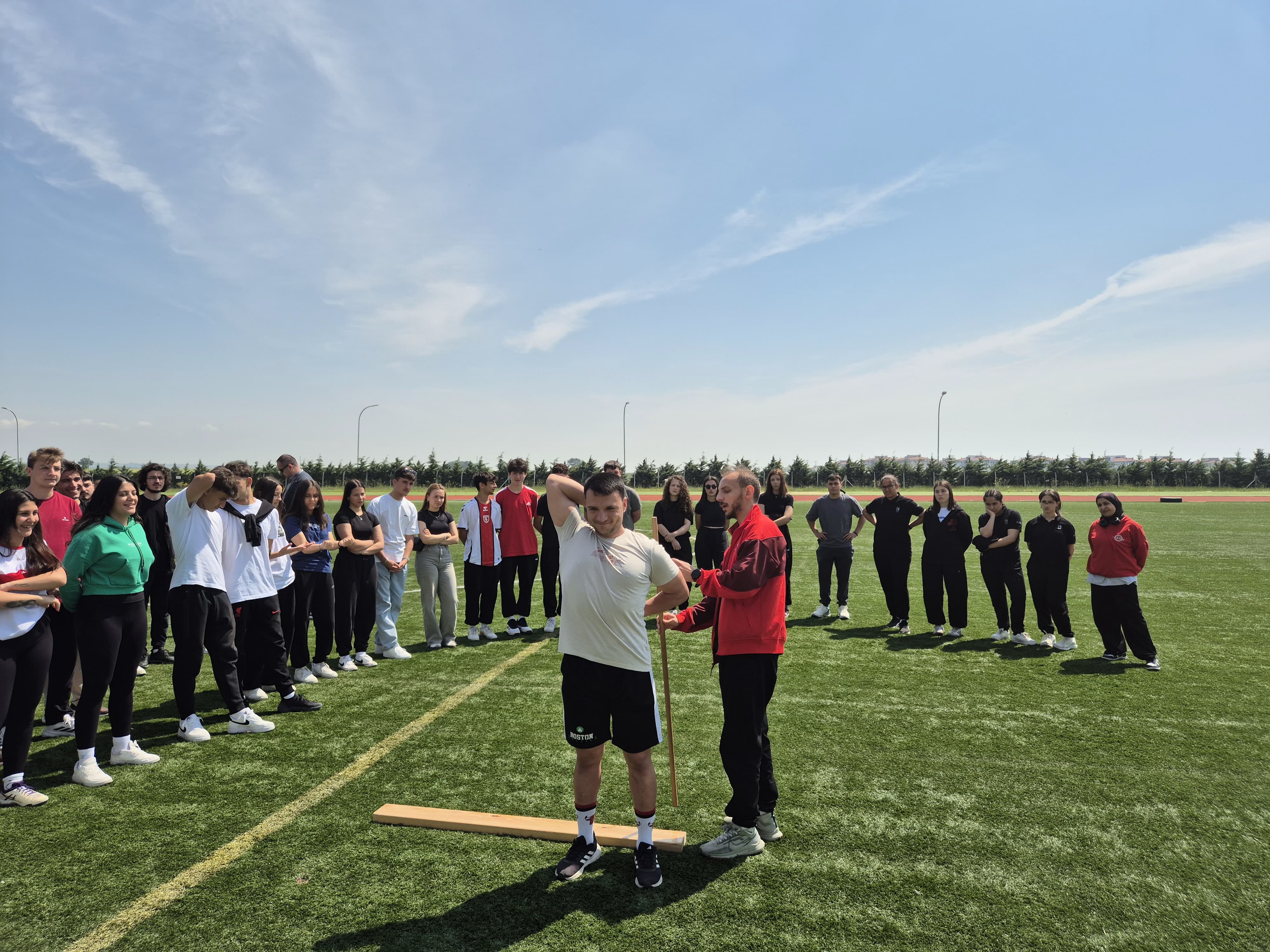 Tekirdağ Akademi Köprüsü Projesi Kapsamında "Genç Bilim, Güçlü Spor Zirvesi" Gerçekleştirildi