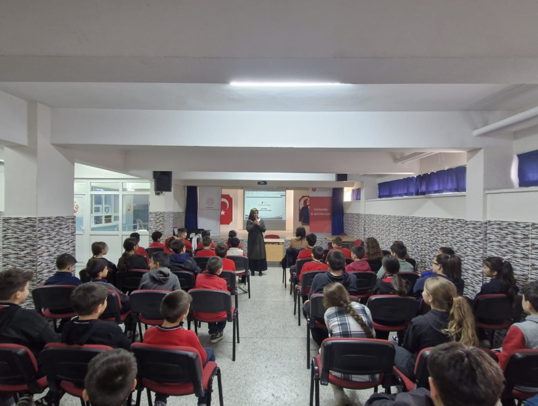 Bilge Aileden Bilinçli Topluma Projesi Sürüyor: "Ailede Sorumluluklarım" Etkinlikleri Tamamlandı