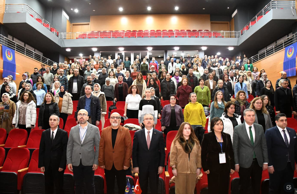 Lise Matematik Zirvesi ile Yeni Eğitim Yaklaşımları Ele Alındı