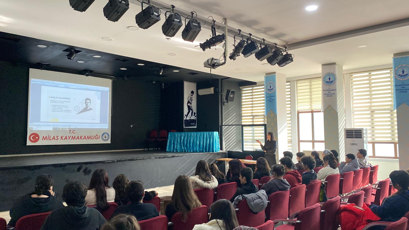 MİLAS GEÇ AR-GE DİJİTAL DÜNYADA DEĞERLER DEĞERLER ATÖLYESİ